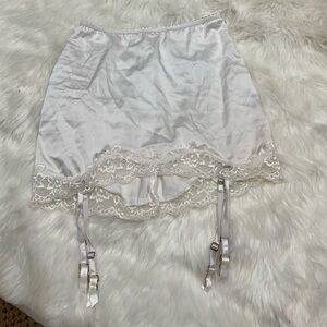 1Jinn White Satin Garter Skirt